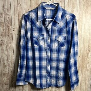 3/$15 ☮️ Cumberland Outfitters Blue Plaid Shirt